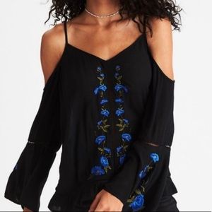 American Eagle Cold Shoulder Top
